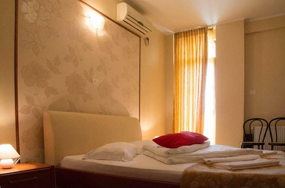 Vila Noa Hotel Navodari Bagian luar foto